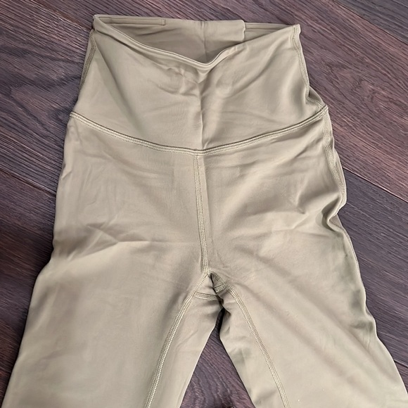 Lululemon Groove Leggings - Picture 4 of 4